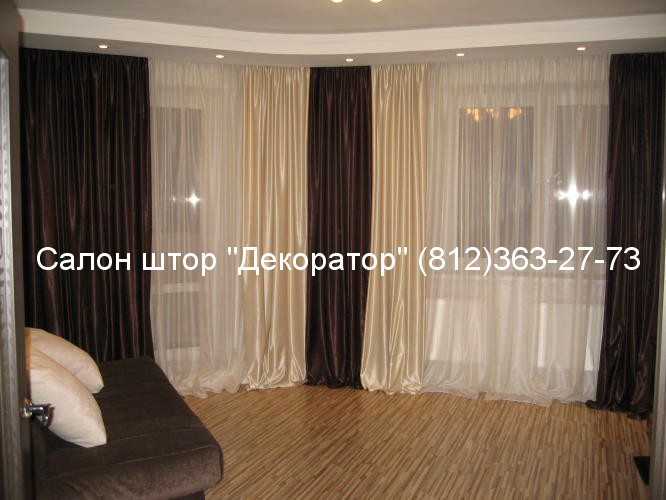 Угловые шторы в гостиную (76 фото)
